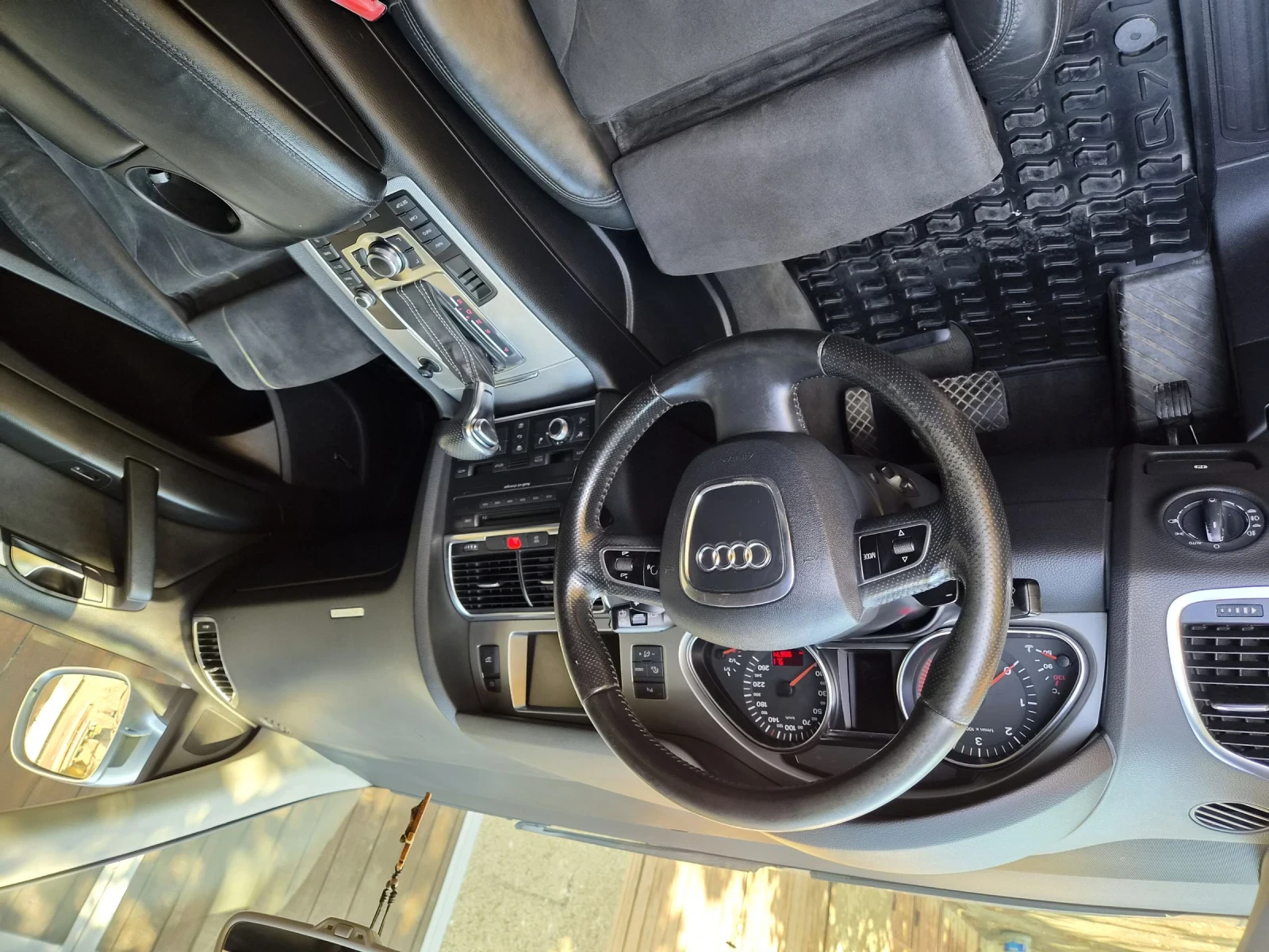 Audi Q7, снимка 9 - Автомобили и джипове - 55410753