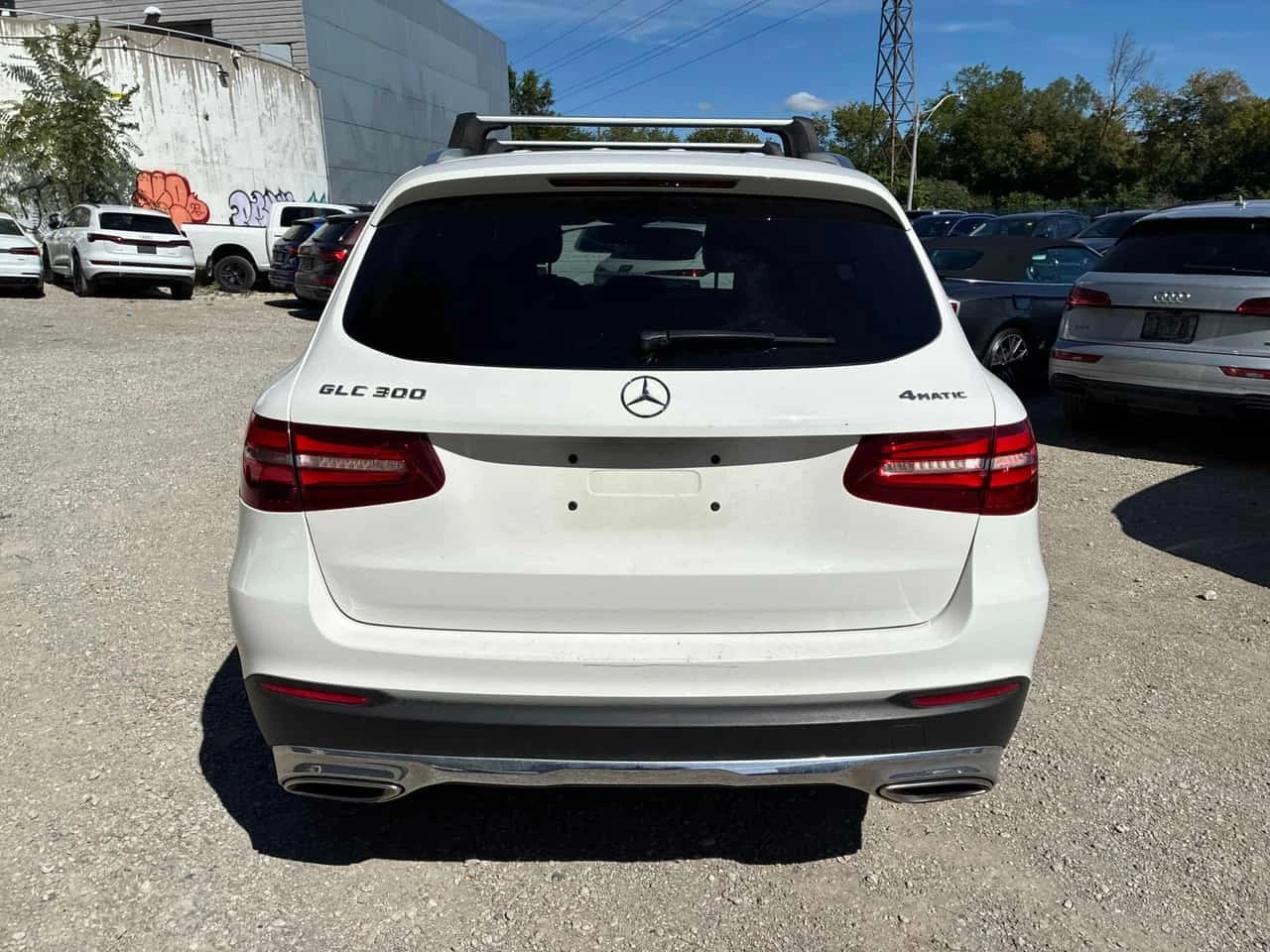 Mercedes-Benz GLC 300 4MATIC | CARFAX | БЕЗ ИНЦИДЕНТИ, снимка 5 - Автомобили и джипове - 56231607