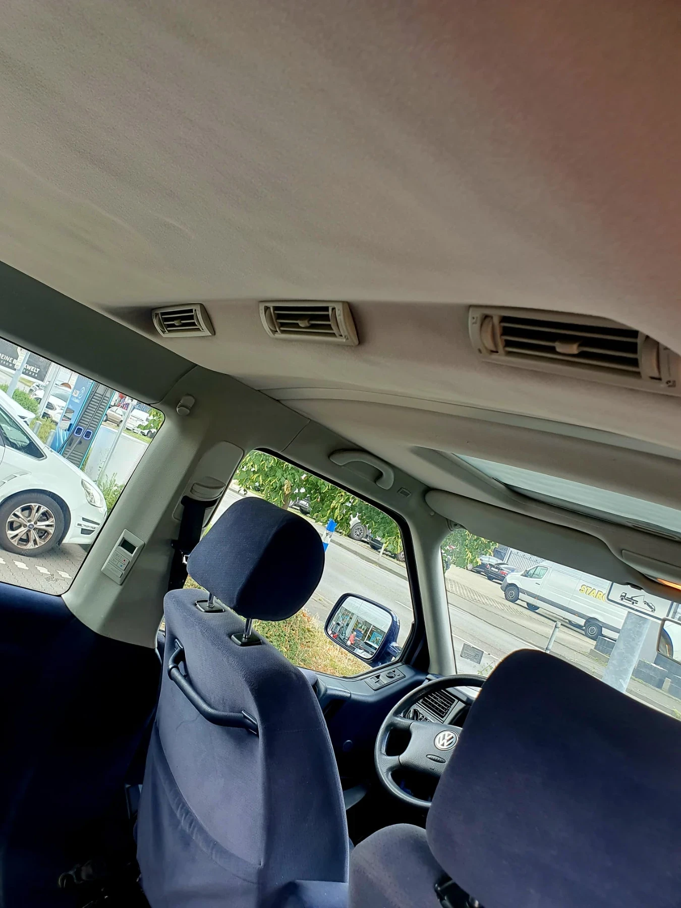 VW Caravelle  - изображение 6