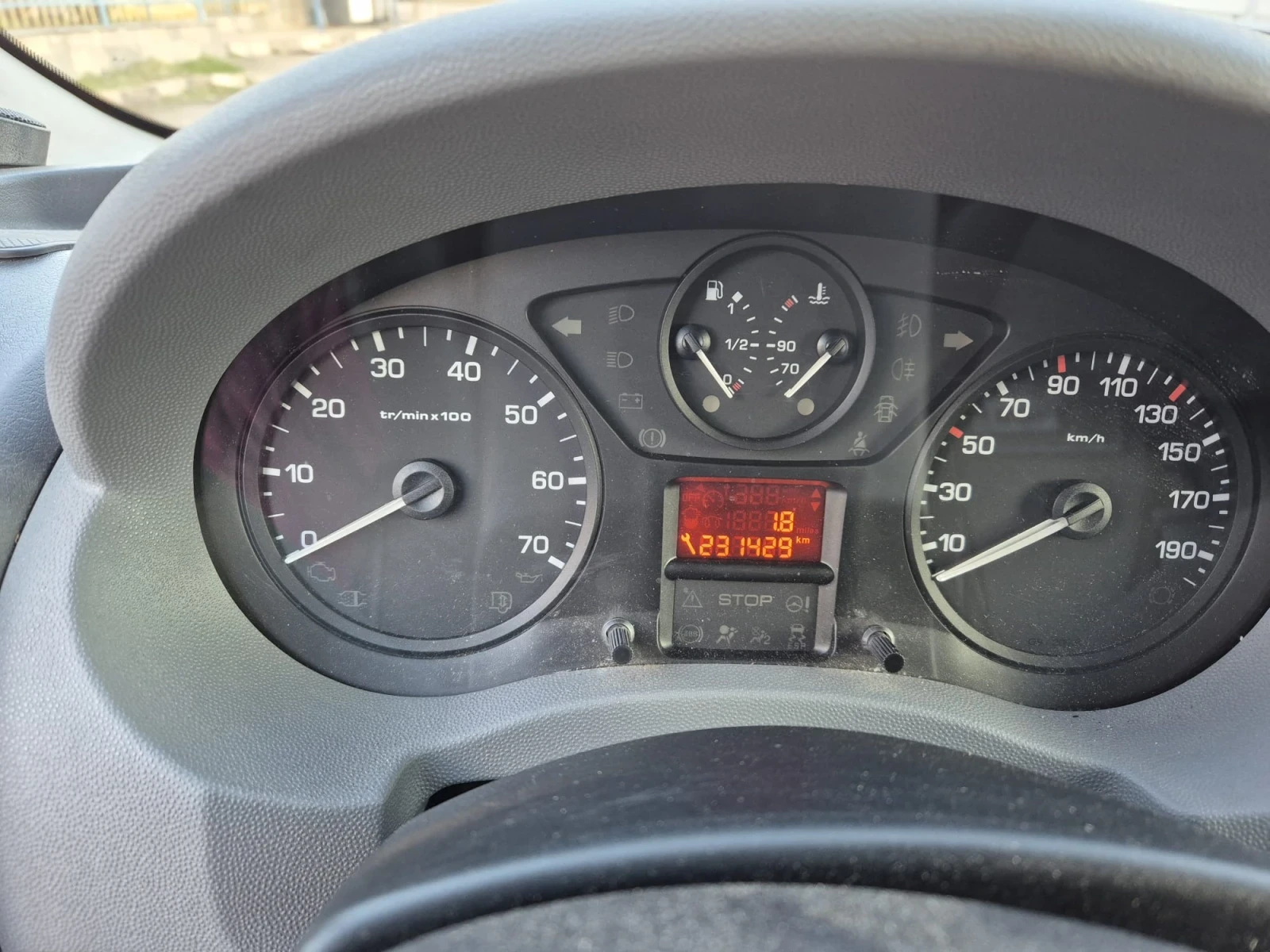 Citroen Jumpy 9 места* Клима - изображение 9