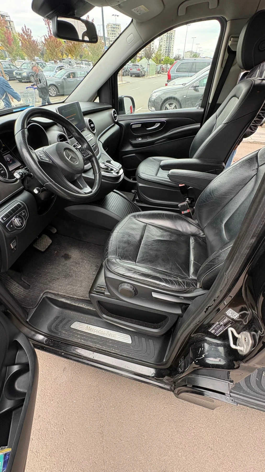 Mercedes-Benz V 220, снимка 11 - Бусове и автобуси - 56261898