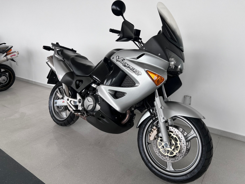 Honda Varadero 1000, снимка 2 - Мотоциклети и мототехника - 44978069
