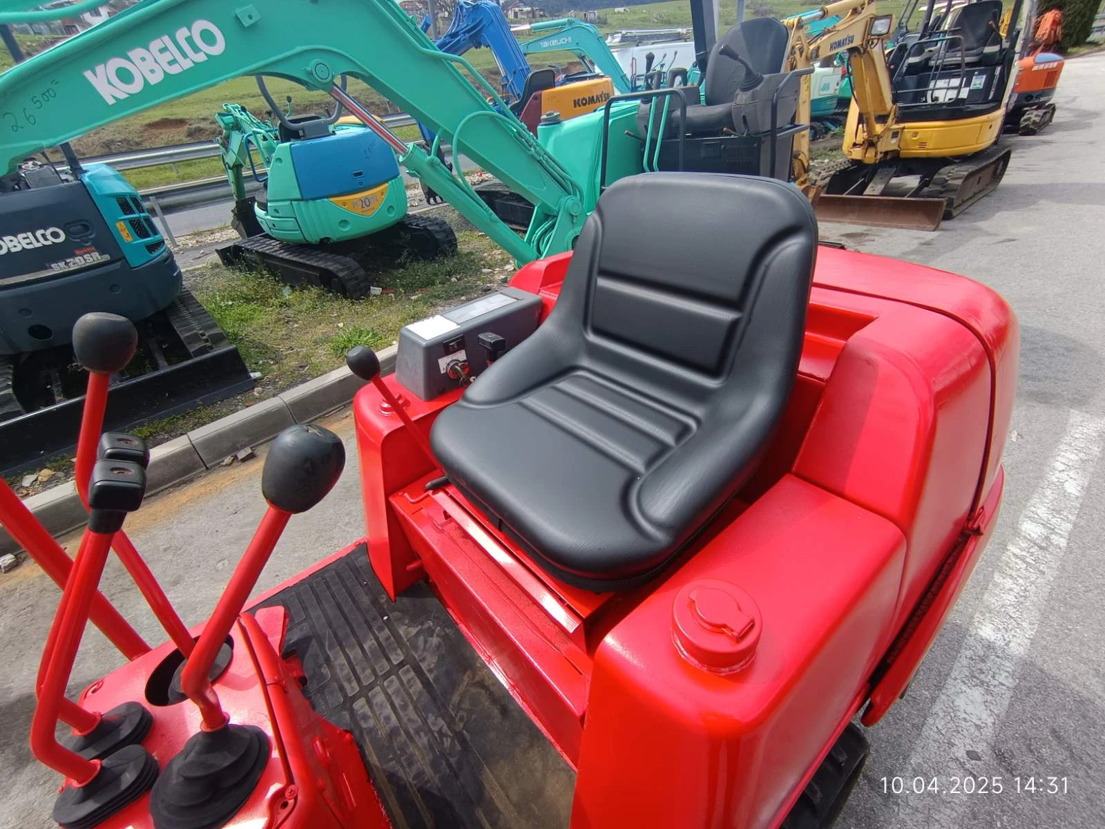 Багер Komatsu  НОВ ВНОС  - изображение 5
