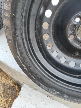 ���� � ������ 125/85R16 �� Toyota | Mobile.bg � ����� ������ 4