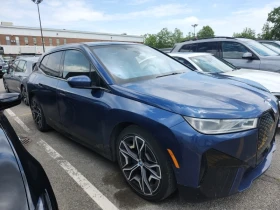 BMW iX * xDrive50 * ОБДУХВАНЕ * ЛАЗЕРИ * HARMAN , снимка 1