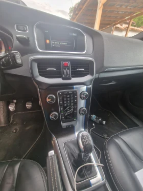 Volvo V40, снимка 9