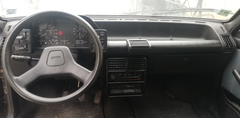 Fiat Uno 1.3ds, снимка 9 - Автомобили и джипове - 47636801