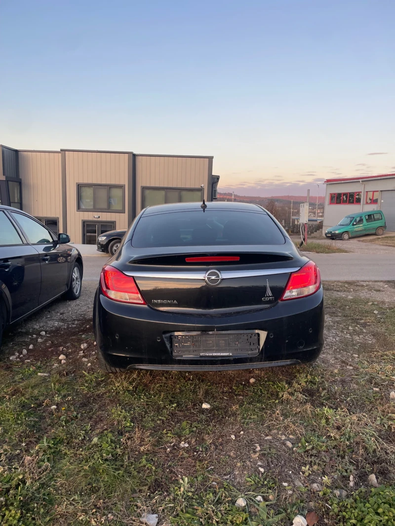 Opel Insignia, снимка 3 - Автомобили и джипове - 48181054