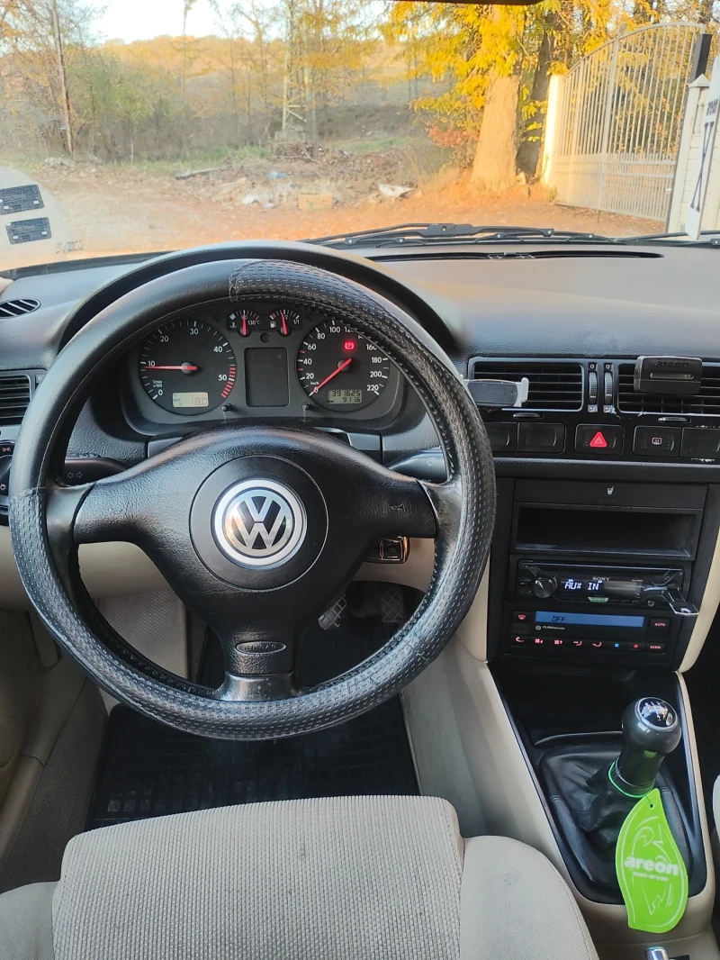 VW Bora 1.9 TDi, снимка 3 - Автомобили и джипове - 48447619