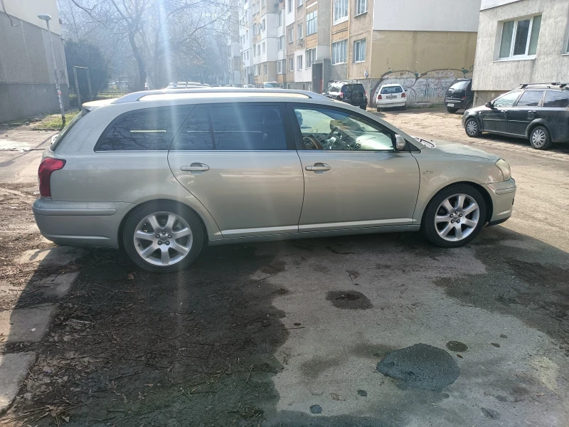 Toyota Avensis 2.0, снимка 5 - Автомобили и джипове - 49395425