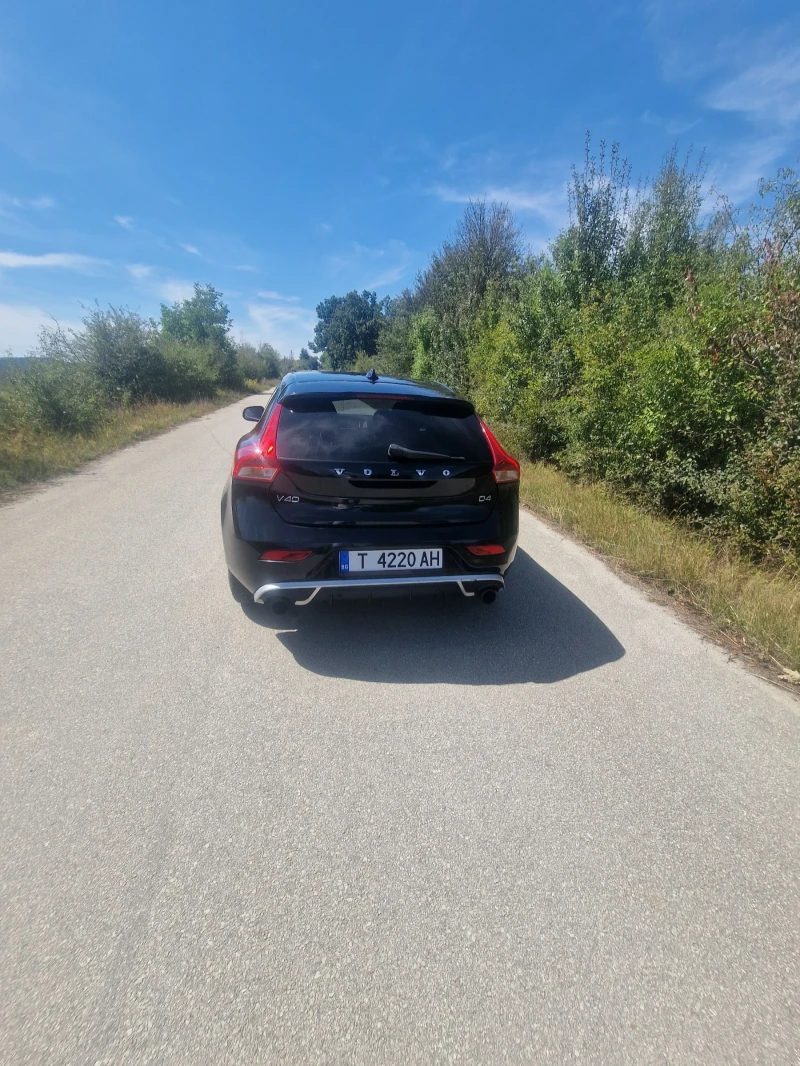 Volvo V40, снимка 7 - Автомобили и джипове - 52508047
