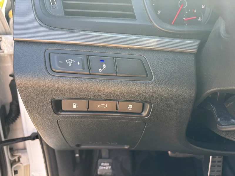 Hyundai Sonata, снимка 15 - Автомобили и джипове - 51596422