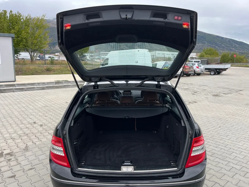 Mercedes-Benz C 250 CDI/FULL OPT/HARMON KARDON/KEYLESS/PANO/NAVI/KOJA, снимка 5 - Автомобили и джипове - 52016084