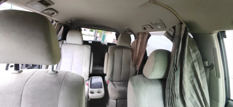 Toyota Previa, снимка 8 - Автомобили и джипове - 52352353