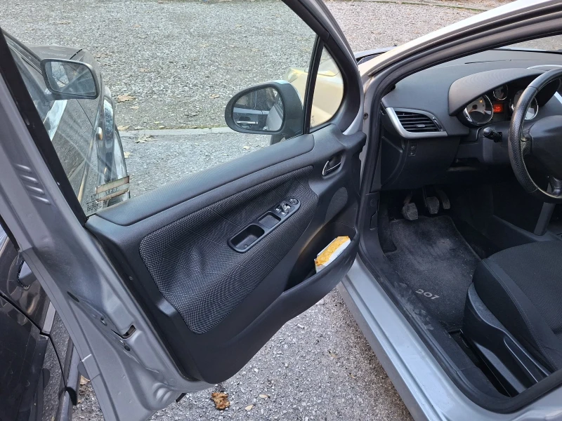 Peugeot 207 1.4 95 к.с., снимка 7 - Автомобили и джипове - 52404256
