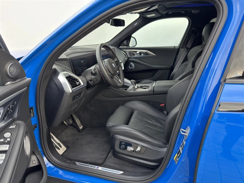 BMW XM, снимка 8 - Автомобили и джипове - 52693048