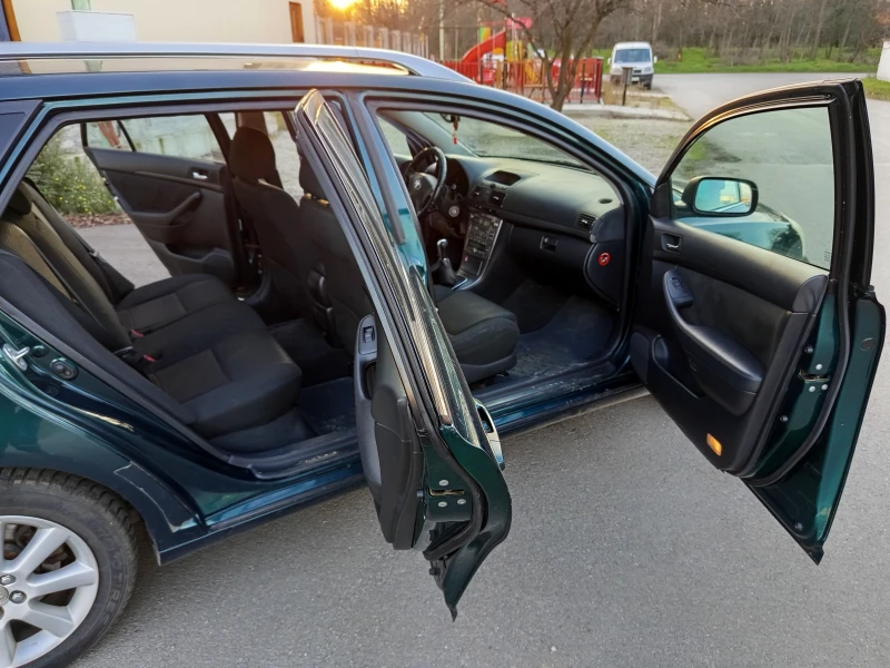 Toyota Avensis, снимка 9 - Автомобили и джипове - 52776037