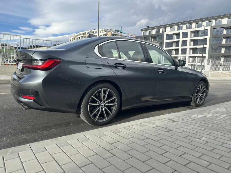 BMW 330 i xdrive, снимка 4 - Автомобили и джипове - 52979135