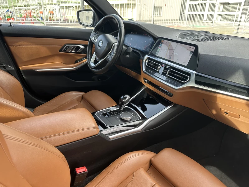 BMW 330 i xdrive, снимка 7 - Автомобили и джипове - 52979135