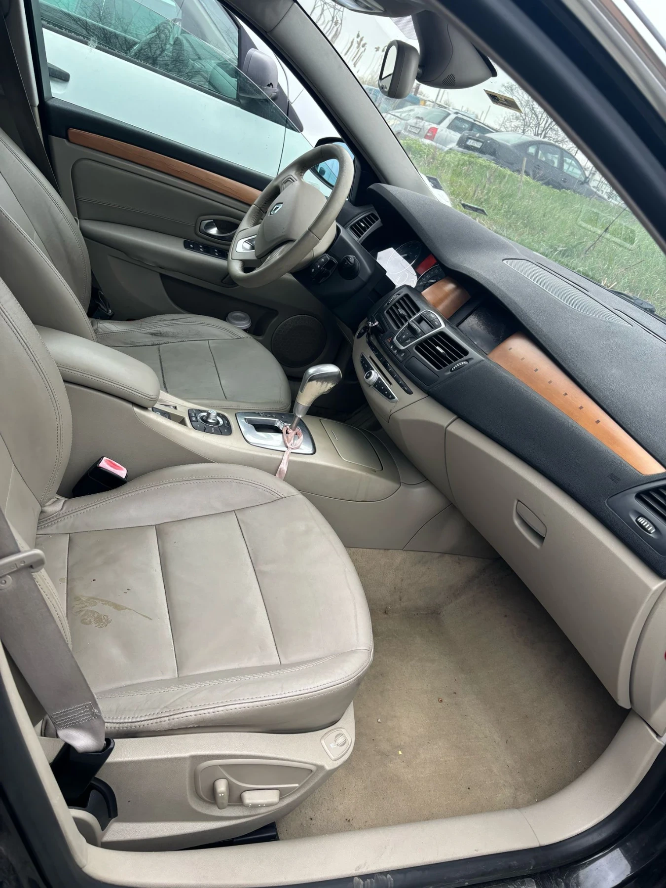 Renault Laguna 2.0 - изображение 7