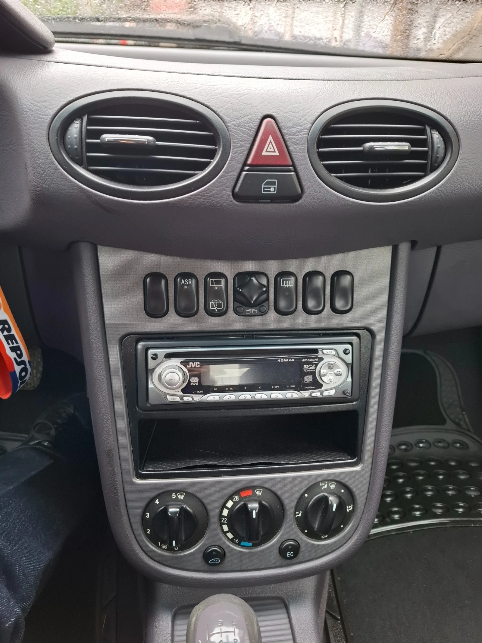 Mercedes-Benz A 170  - изображение 3