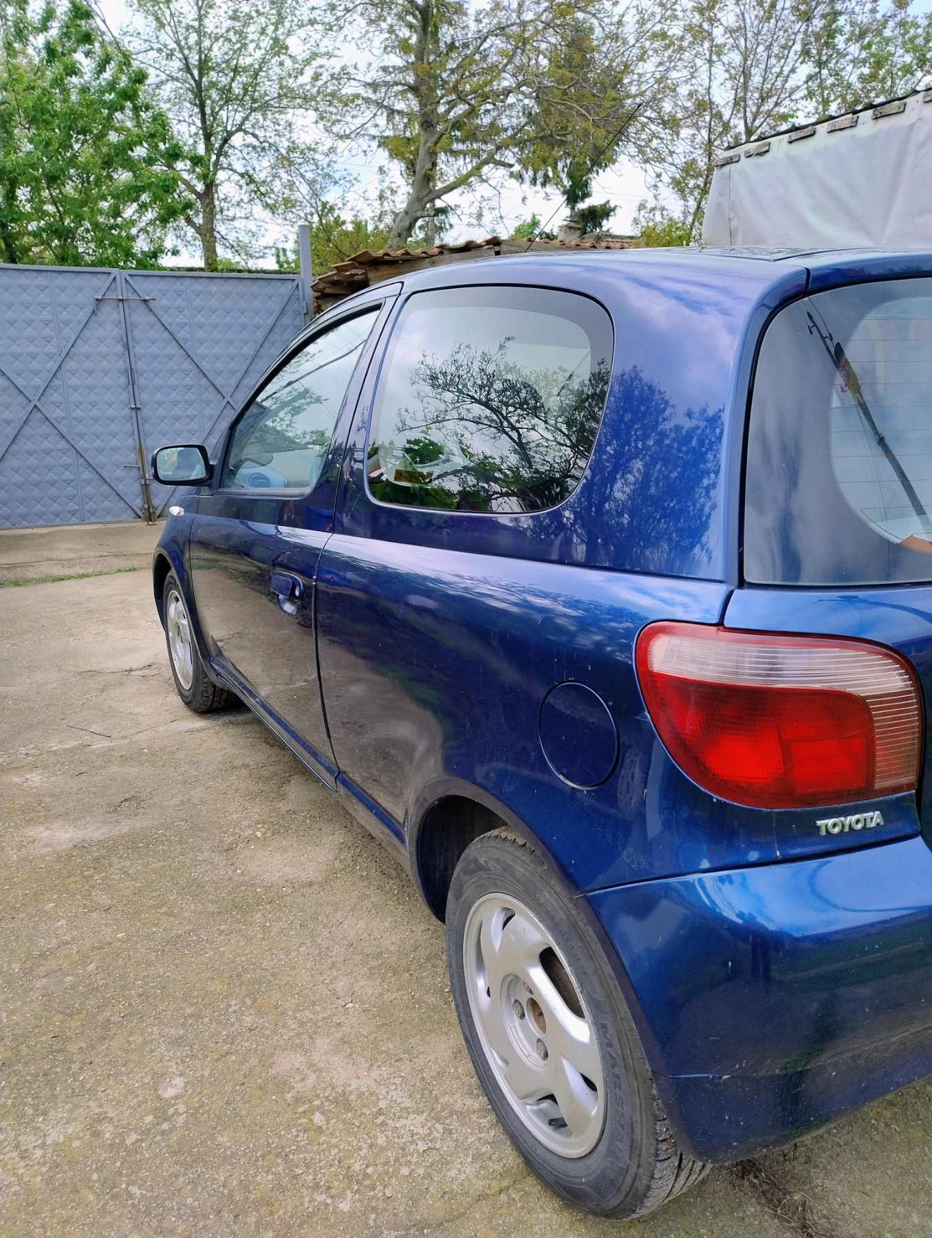Toyota Yaris  - изображение 4