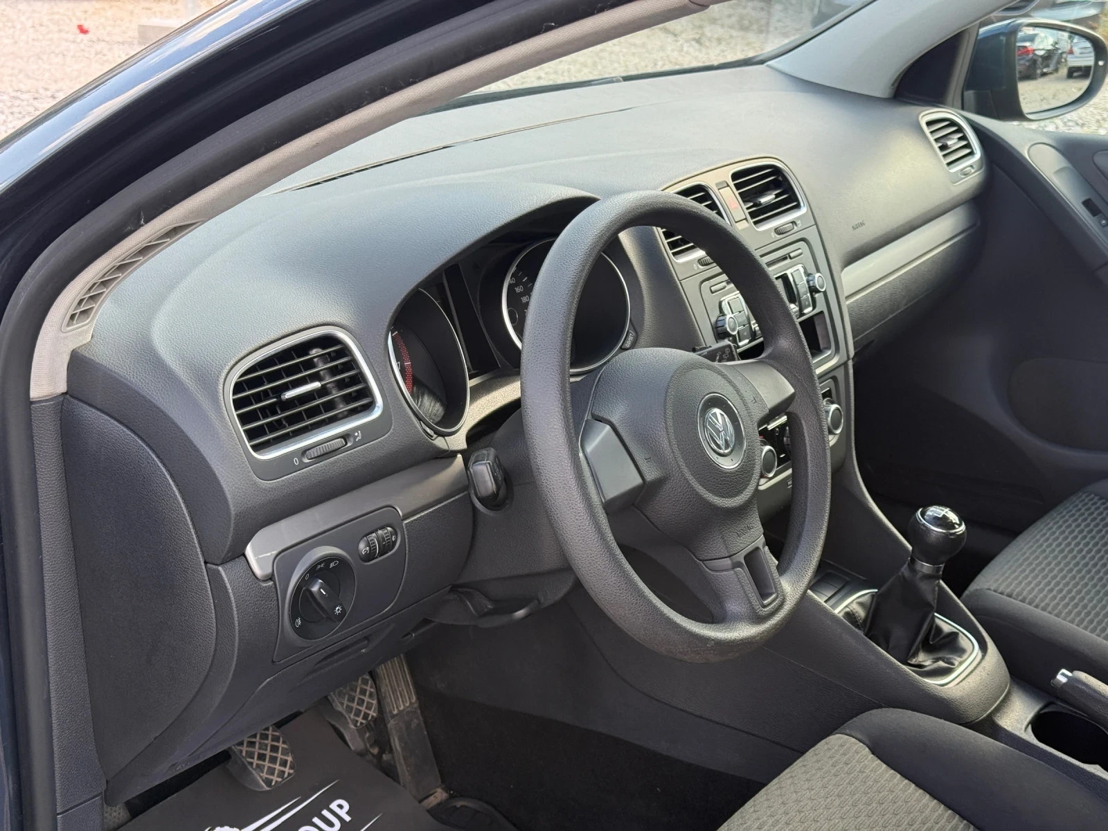 VW Golf * * 130000КМ* * СЕРВИЗНА ИСТОРИЯ * *  - изображение 7