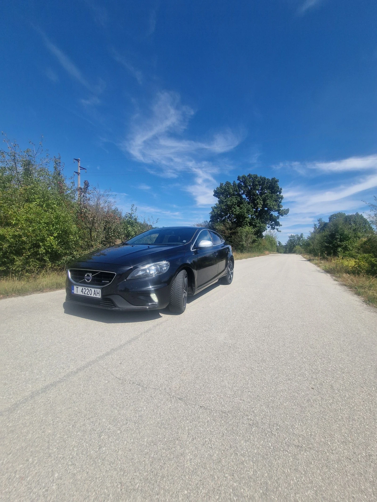 Volvo V40  - изображение 2