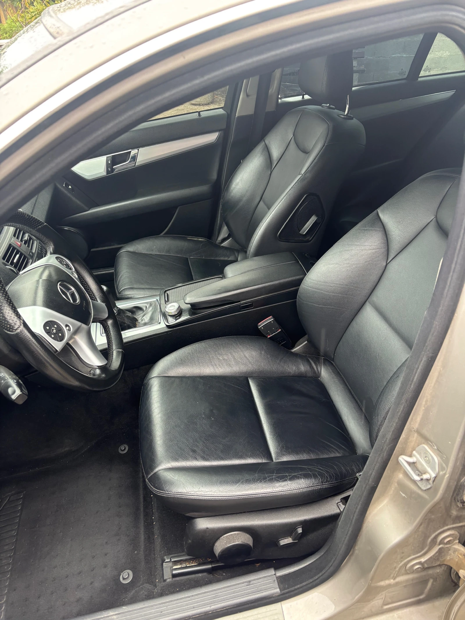 Mercedes-Benz C 220 2.2CDI - изображение 6