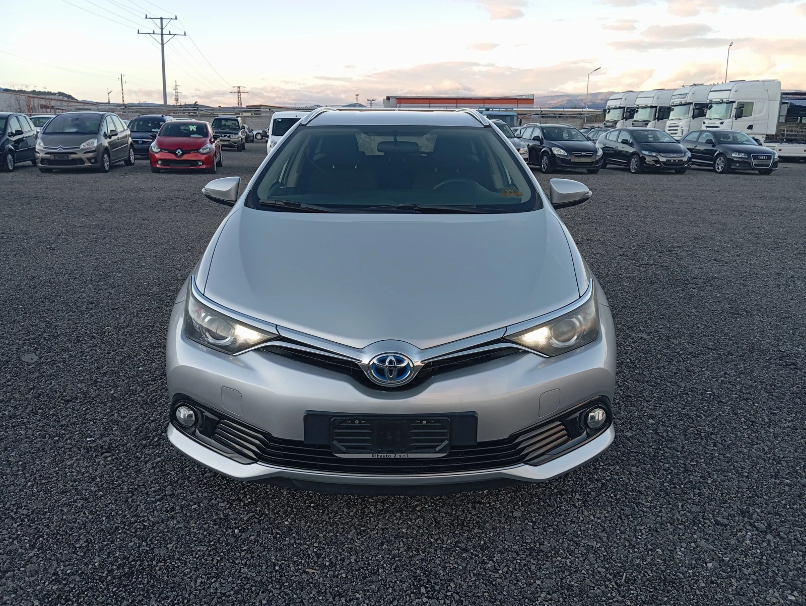 Toyota Auris   | Mobile.bg   2