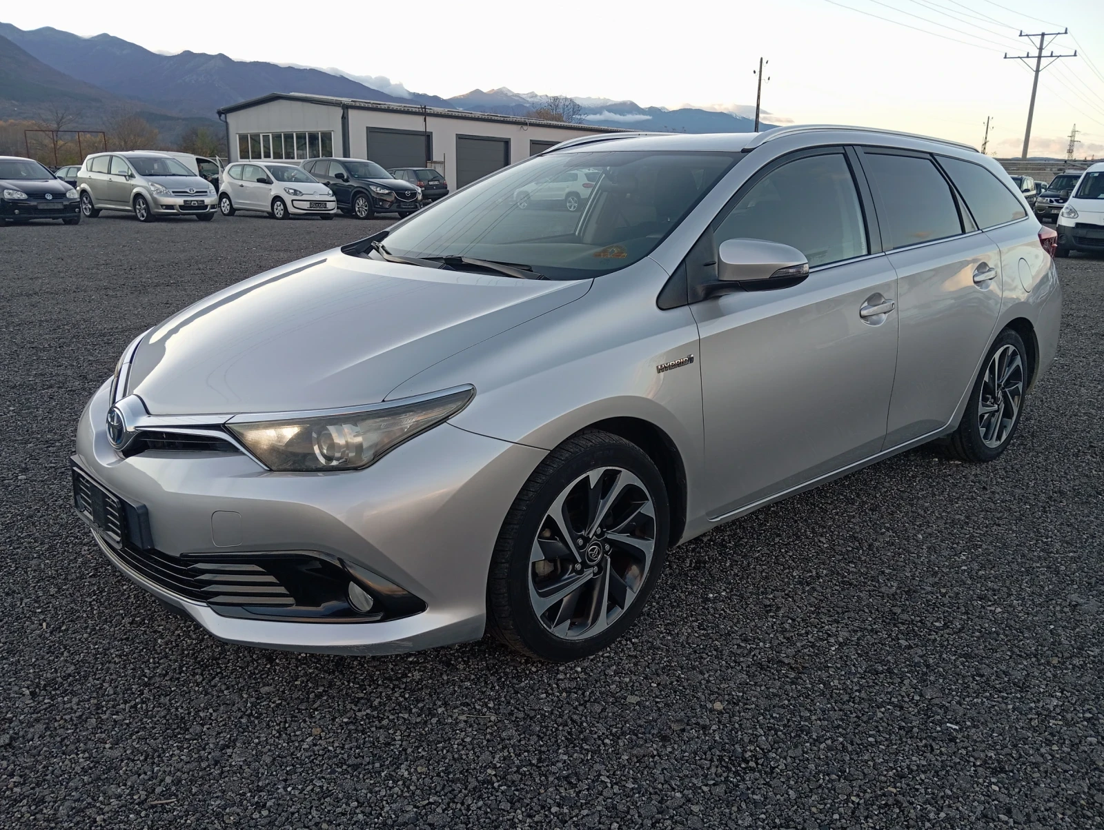 Toyota Auris   | Mobile.bg   3