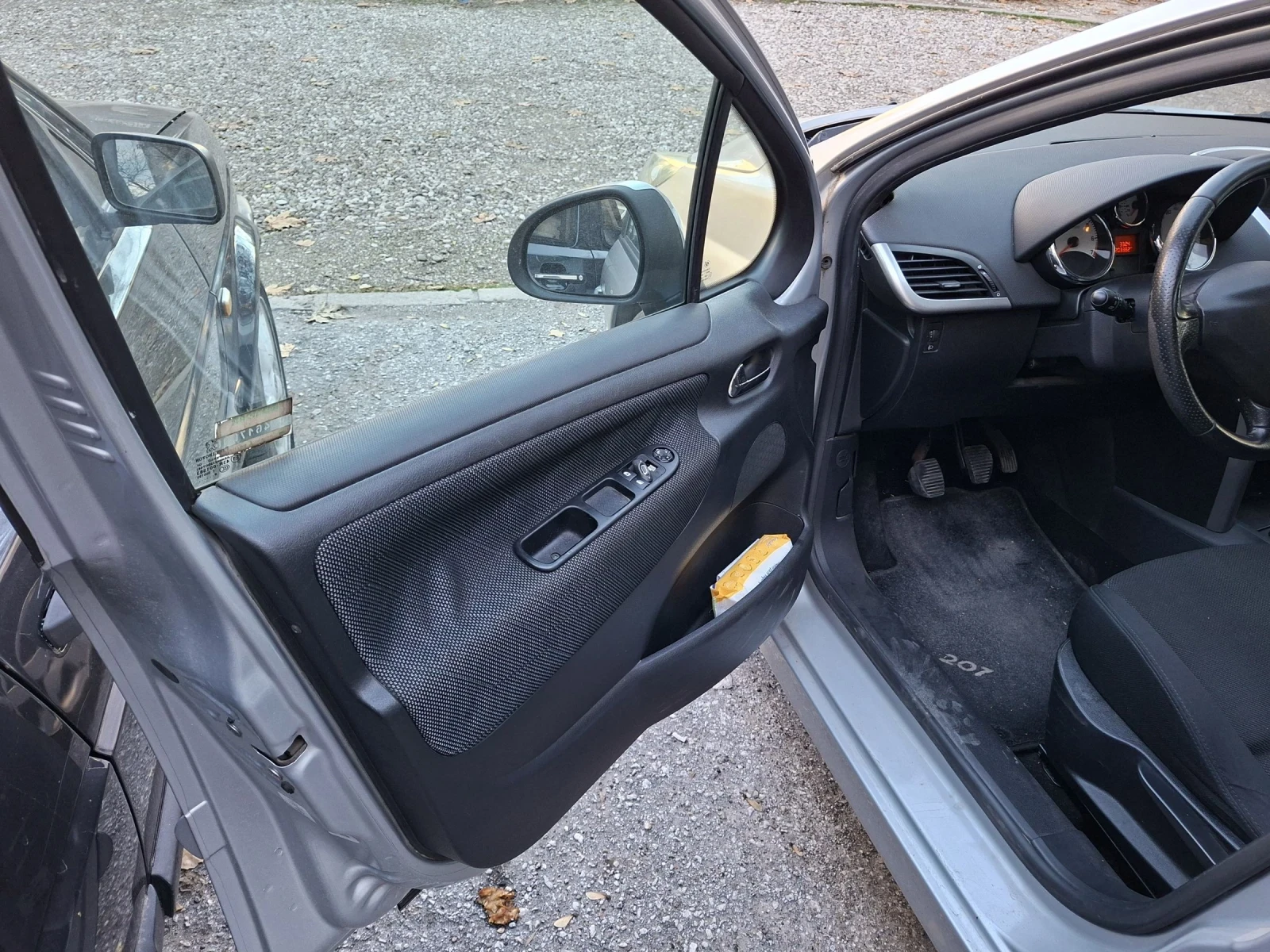 Peugeot 207 1.4 88 к.с. - изображение 7