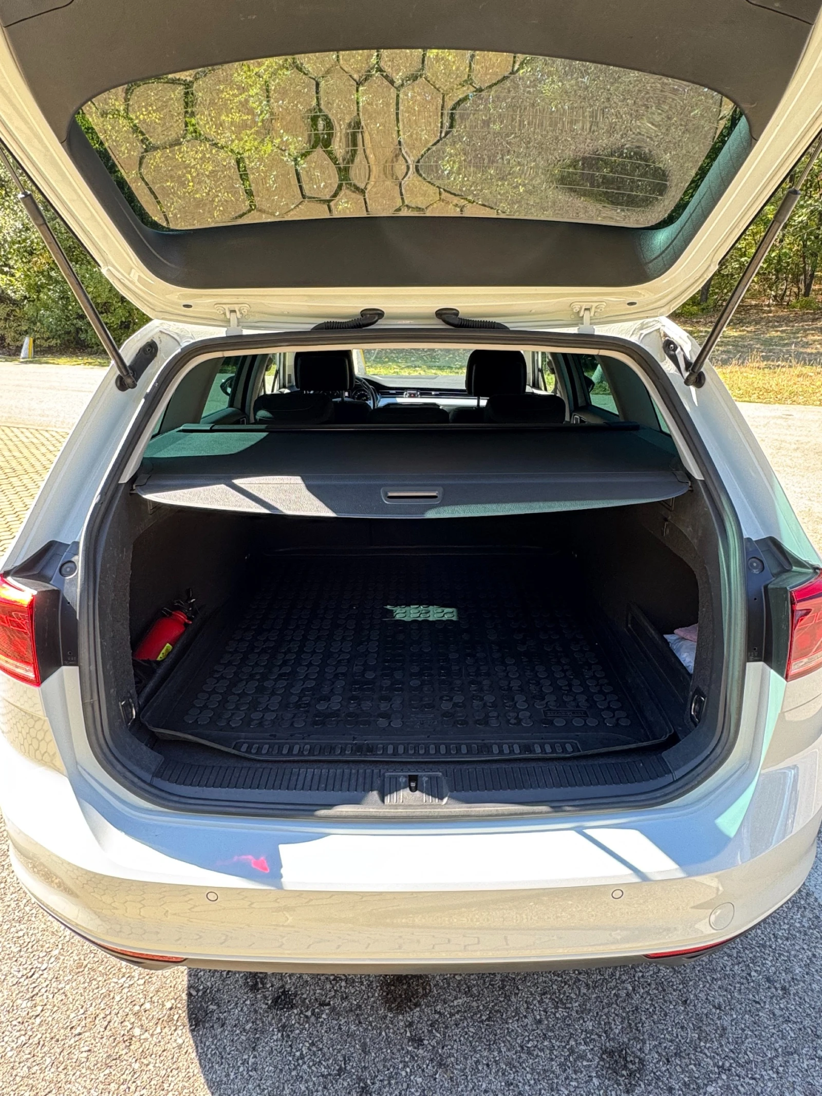 VW Passat 2.0 - изображение 6