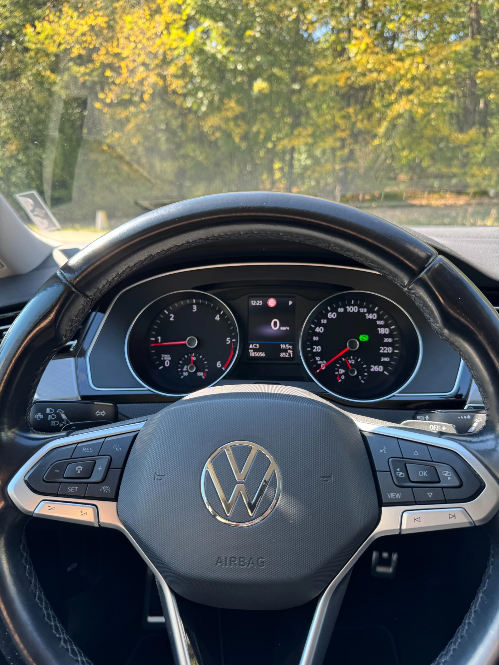 VW Passat 2.0 - изображение 8