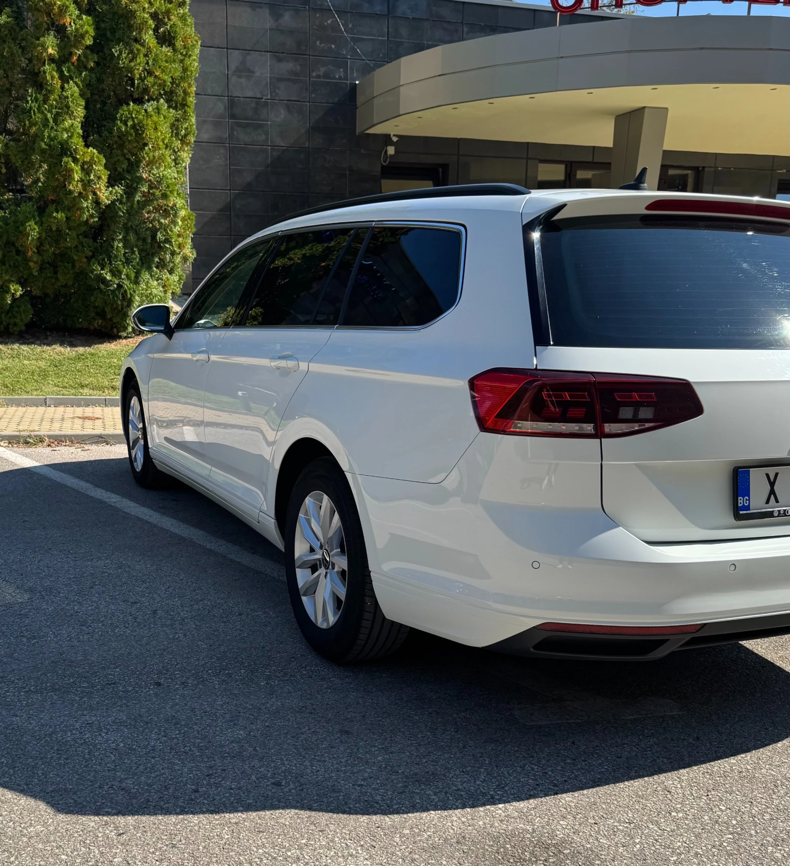 VW Passat 2.0 - изображение 5