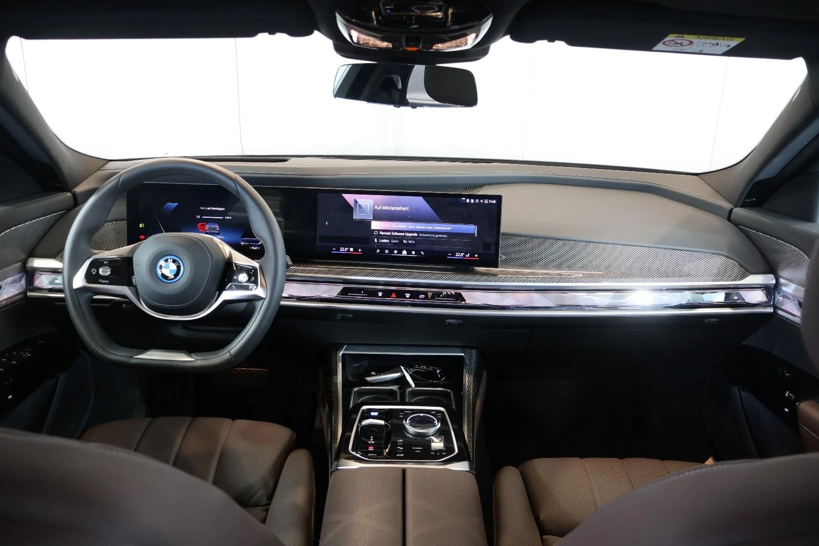 BMW i7 xDrive60/THEATRE SCREEN/CARBON/B&W/ICONIC GLOW/360 | Mobile.bg   13