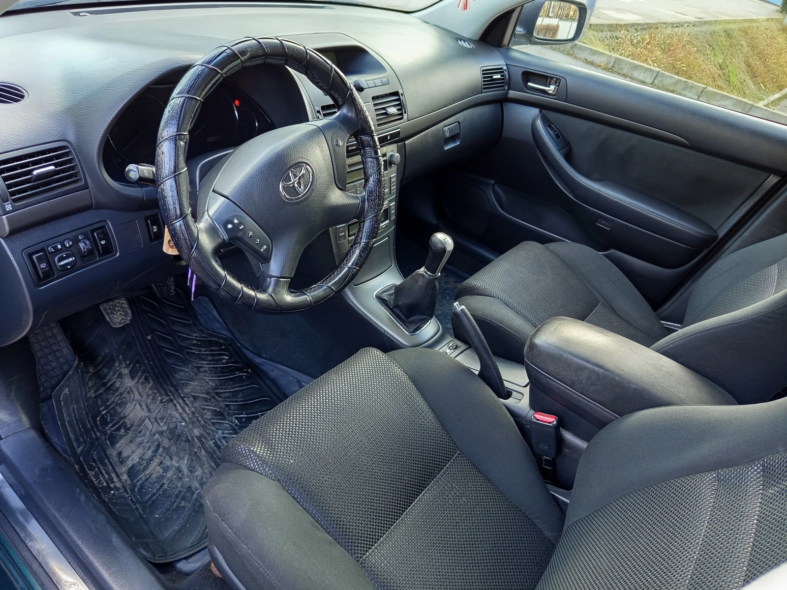 Toyota Avensis | Mobile.bg � ����������� 11