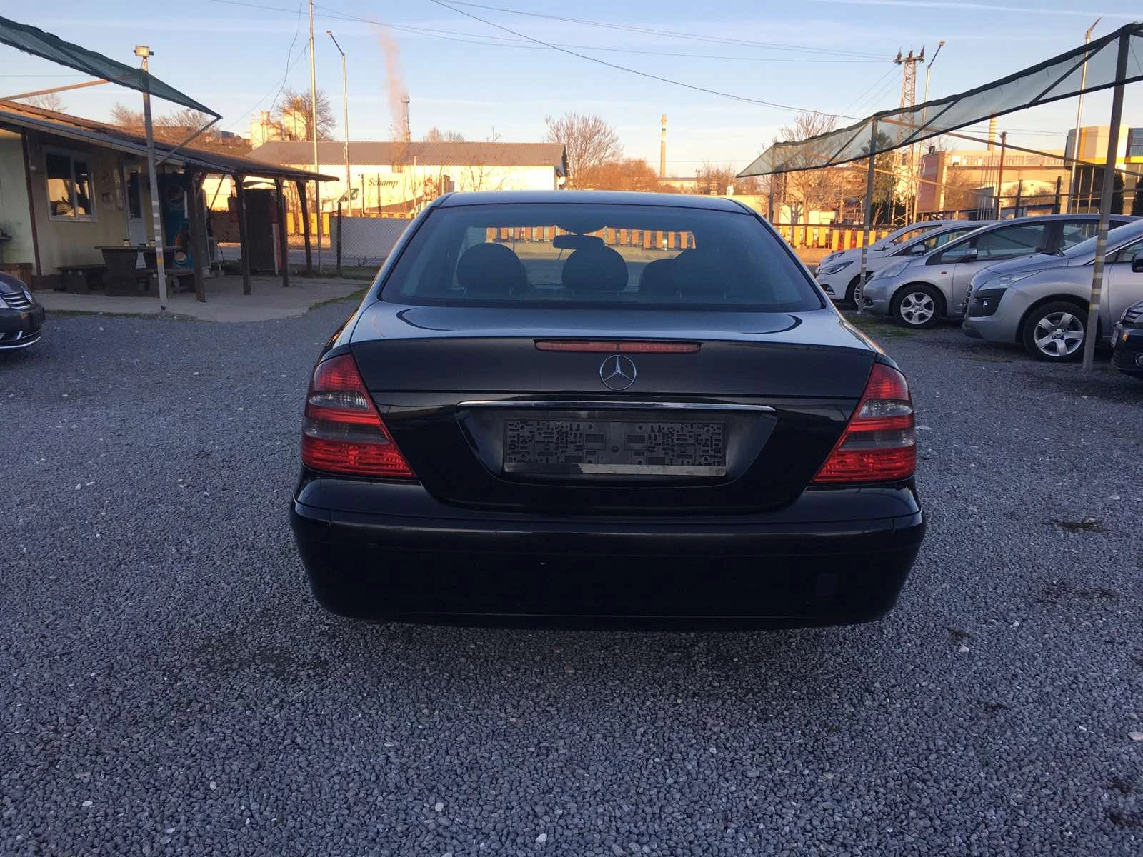 Mercedes-Benz E 200 | Mobile.bg � ����������� 4