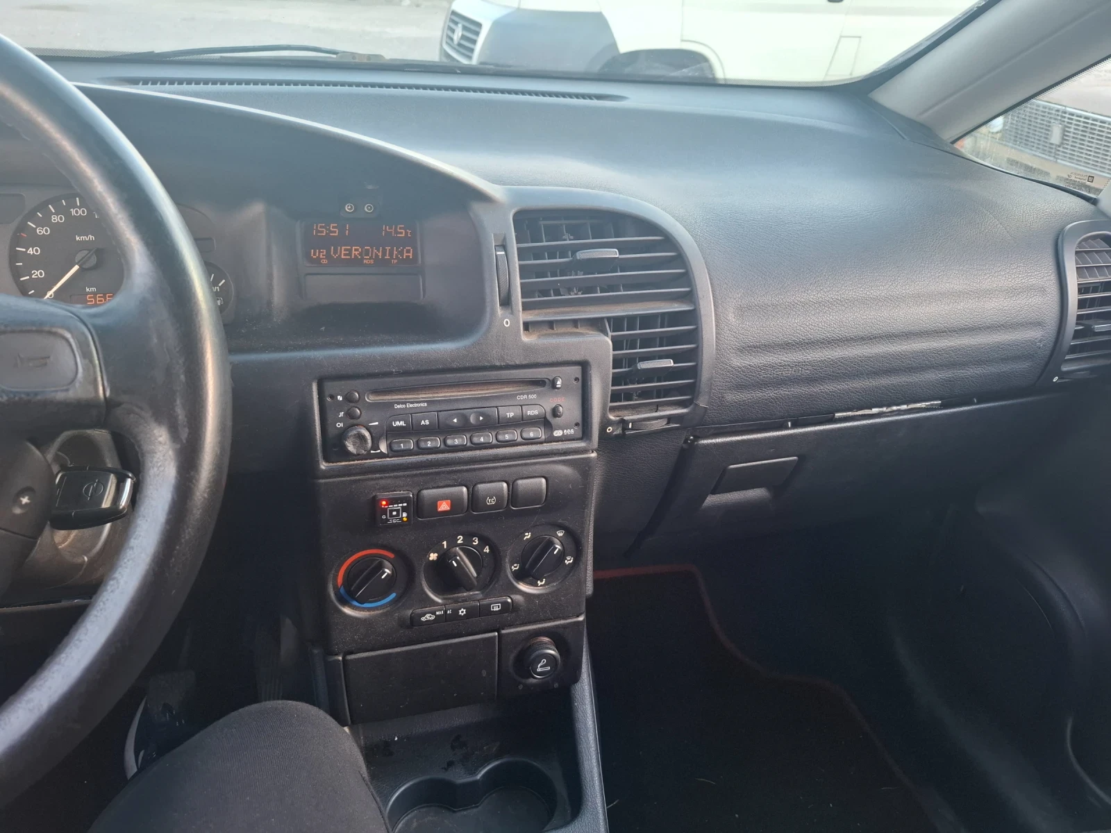 Opel Zafira  - изображение 8