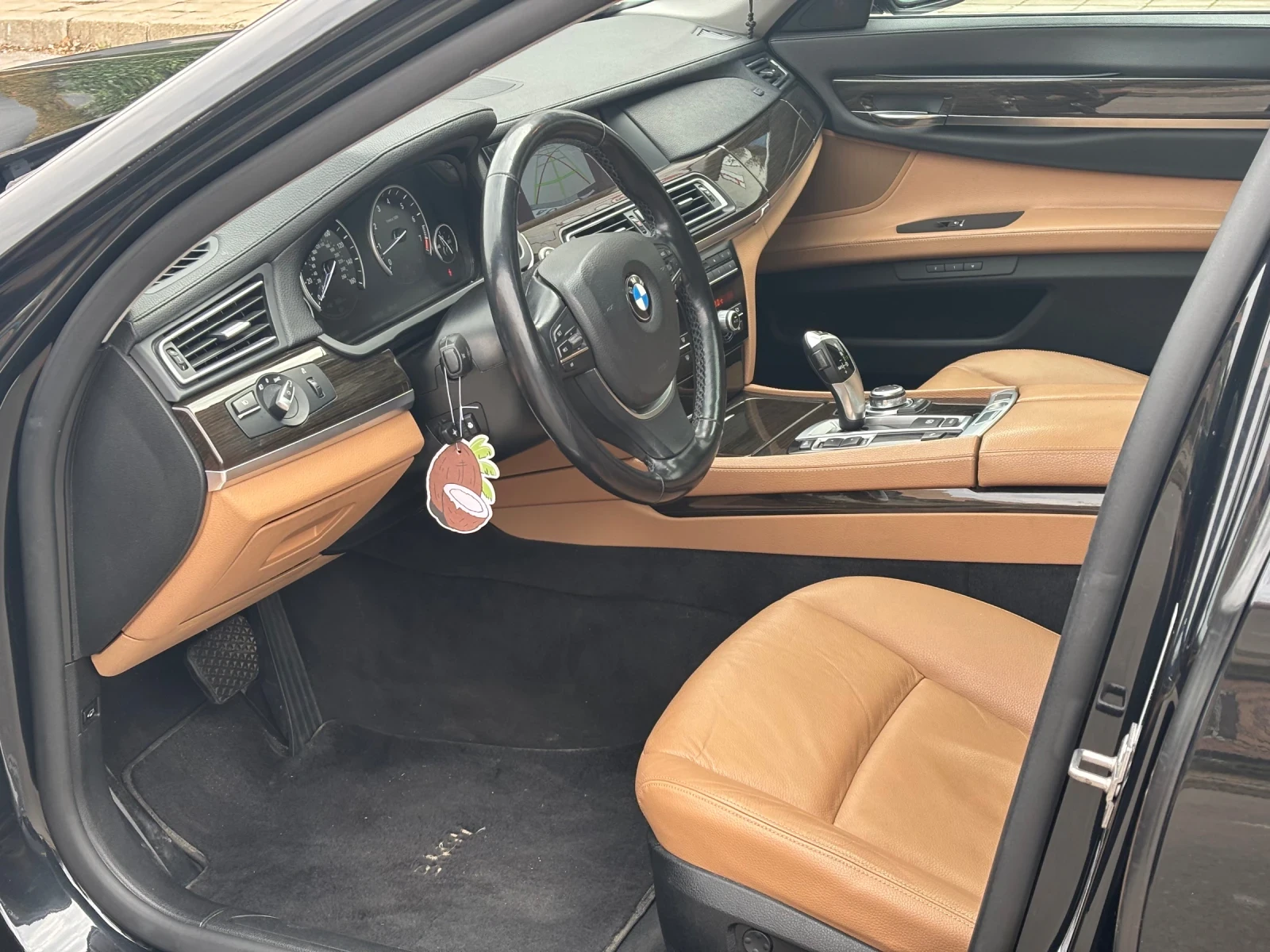 BMW 740 740i 326 к.с. - изображение 10