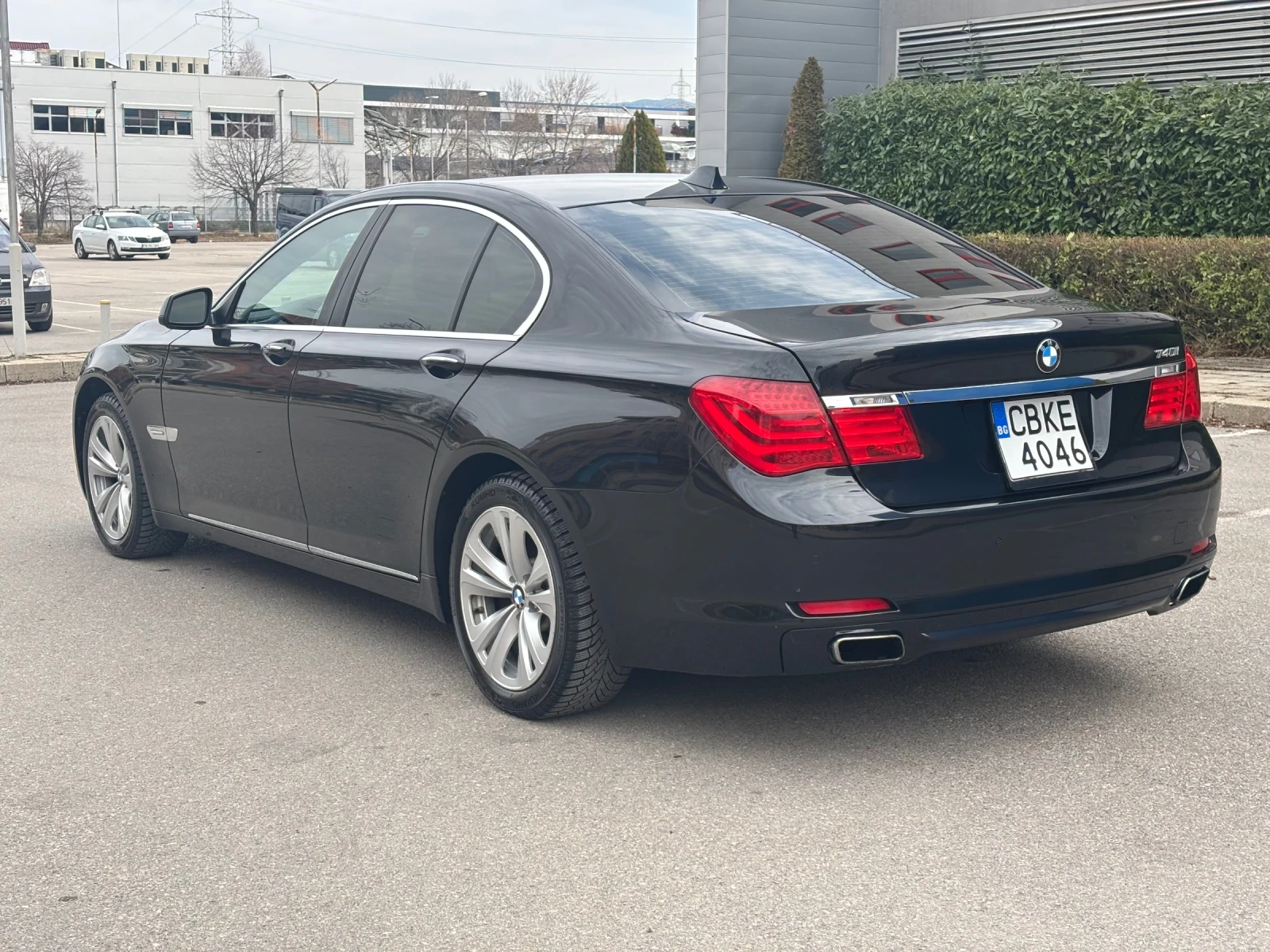 BMW 740 740i 326 к.с. - изображение 8