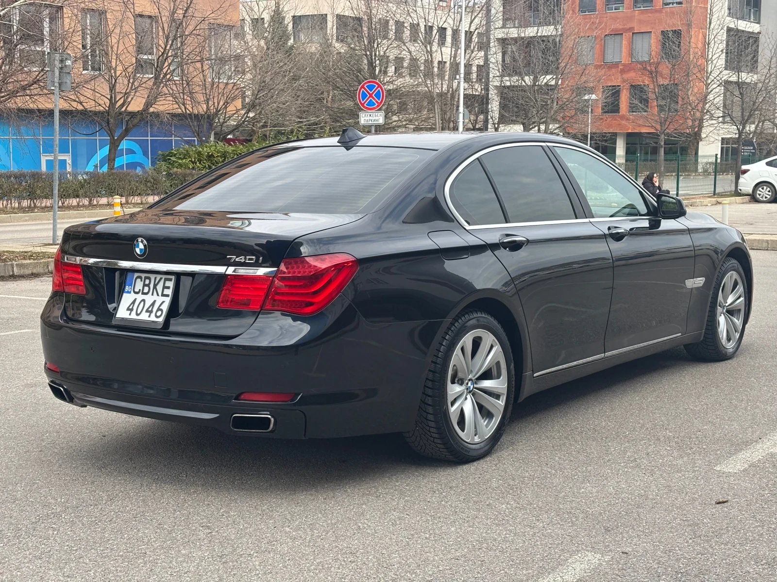 BMW 740 740i 326 к.с. - изображение 6