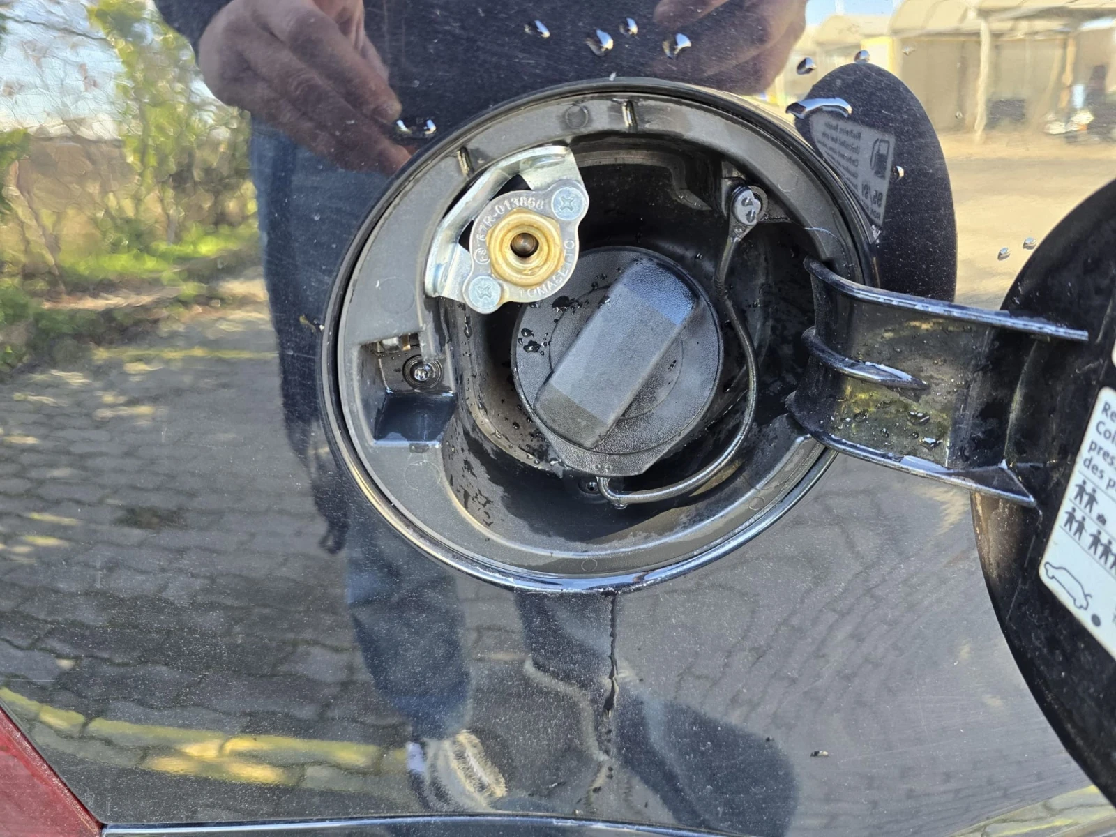 VW Touran Бензин/Газ, снимка 3 - Автомобили и джипове - 53843939