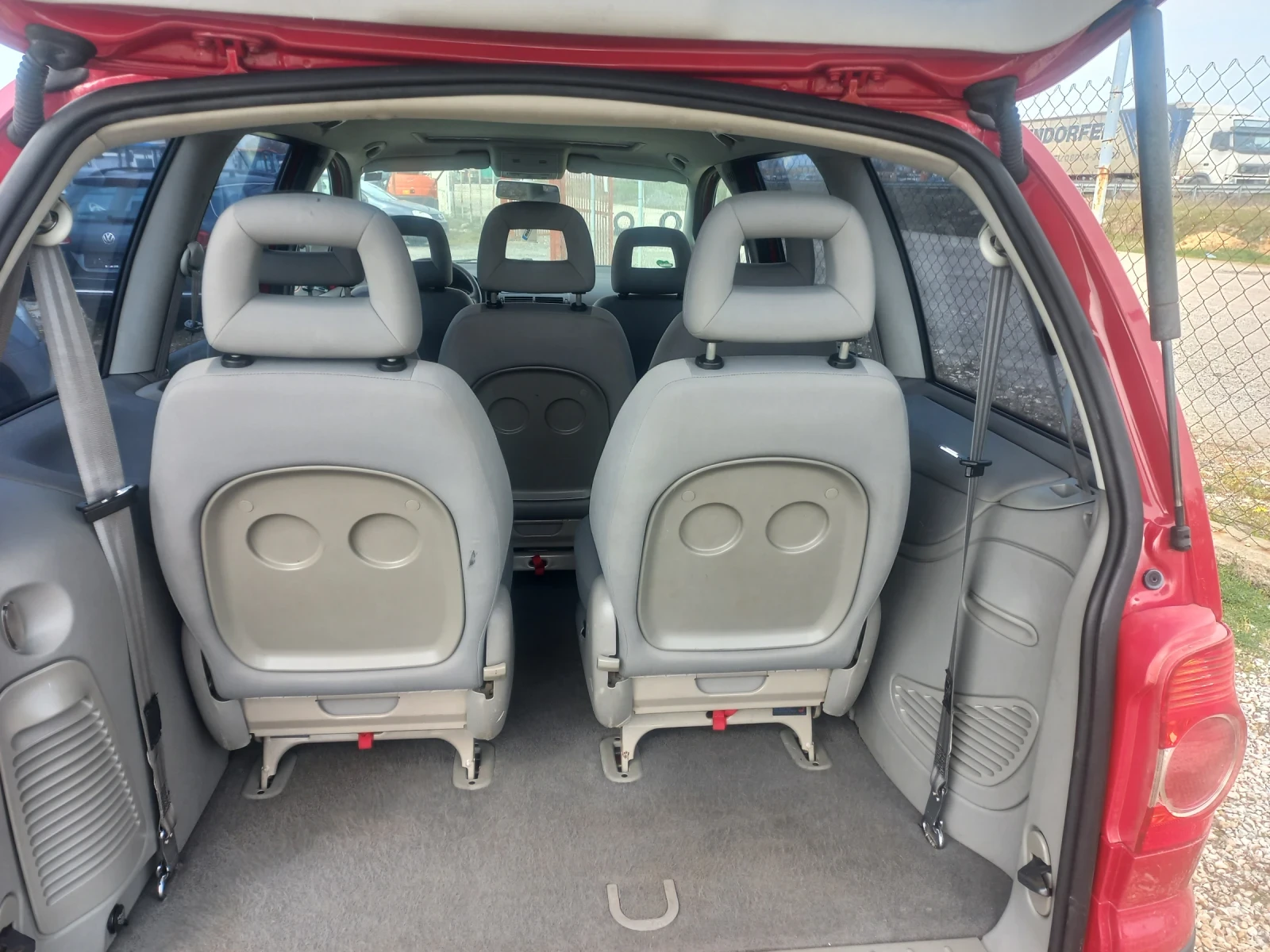 VW Sharan 2, 0 TDI 6+ 1, снимка 6 - Автомобили и джипове - 53991811