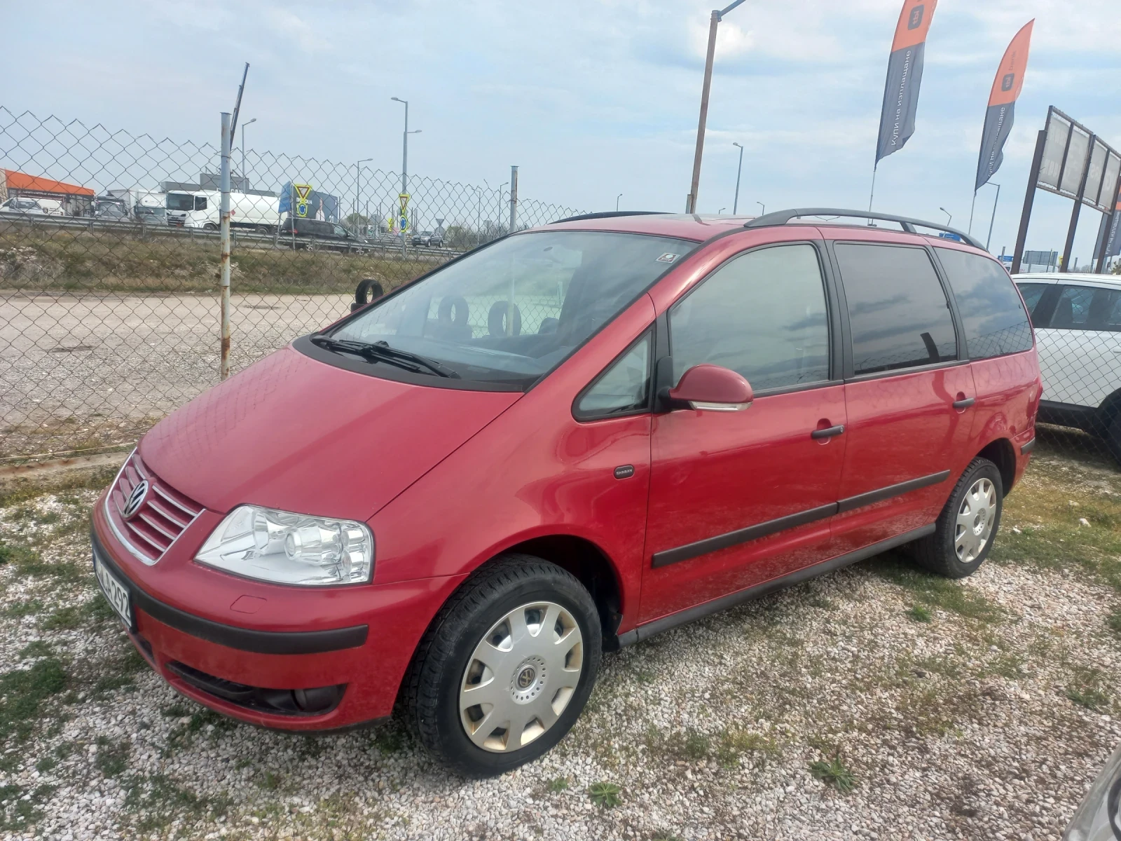 VW Sharan 2, 0 TDI 6+ 1, снимка 3 - Автомобили и джипове - 53991811
