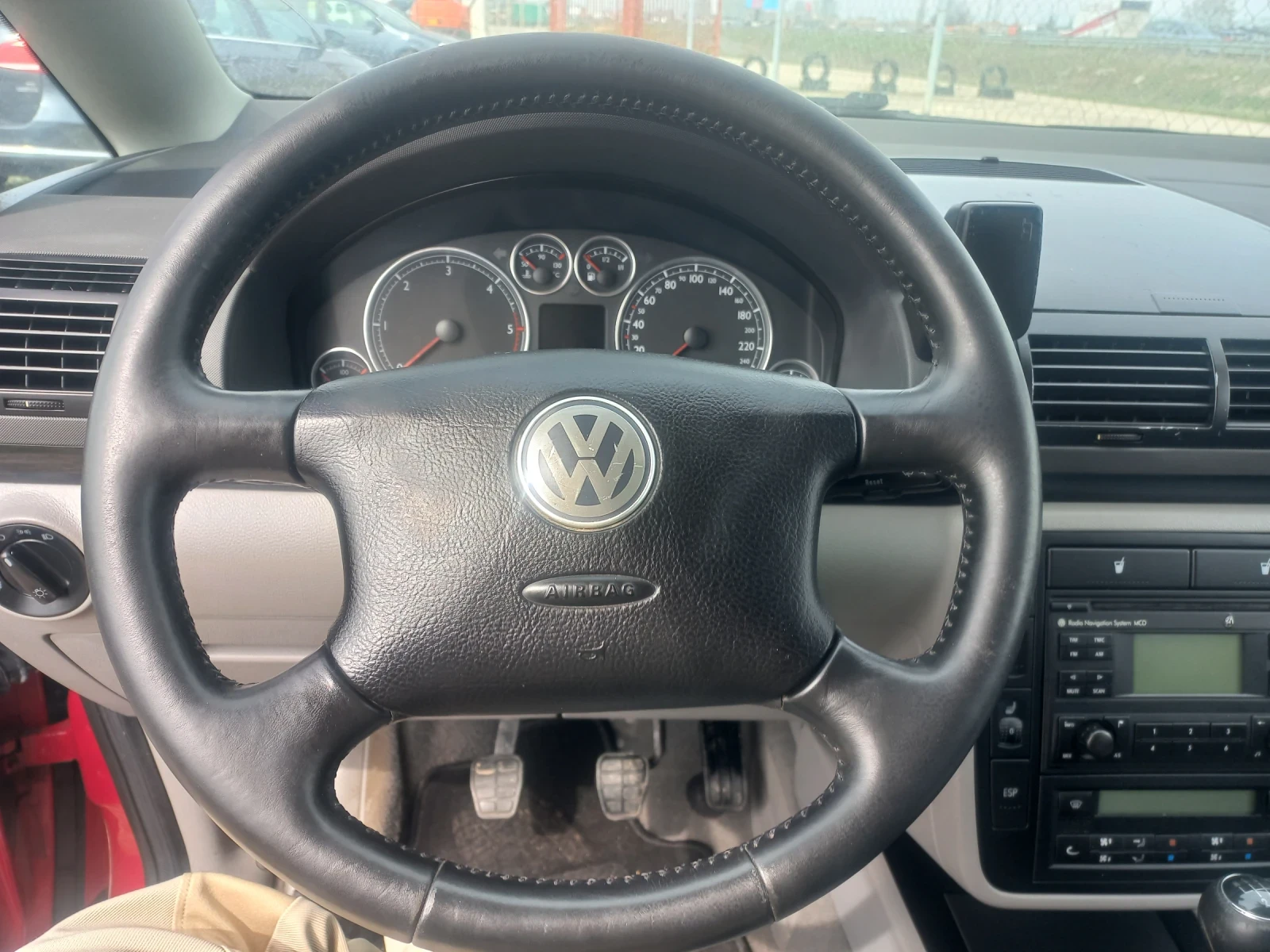 VW Sharan 2, 0 TDI 6+ 1, снимка 7 - Автомобили и джипове - 53991811