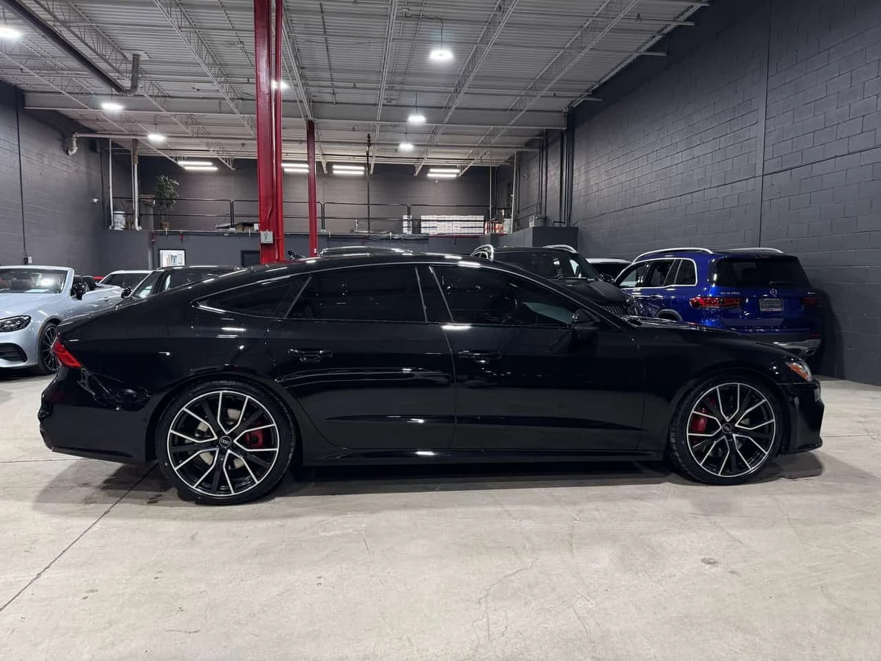 Audi S7 BLACK OPTIC CARFAX, снимка 2 - Автомобили и джипове - 54039555