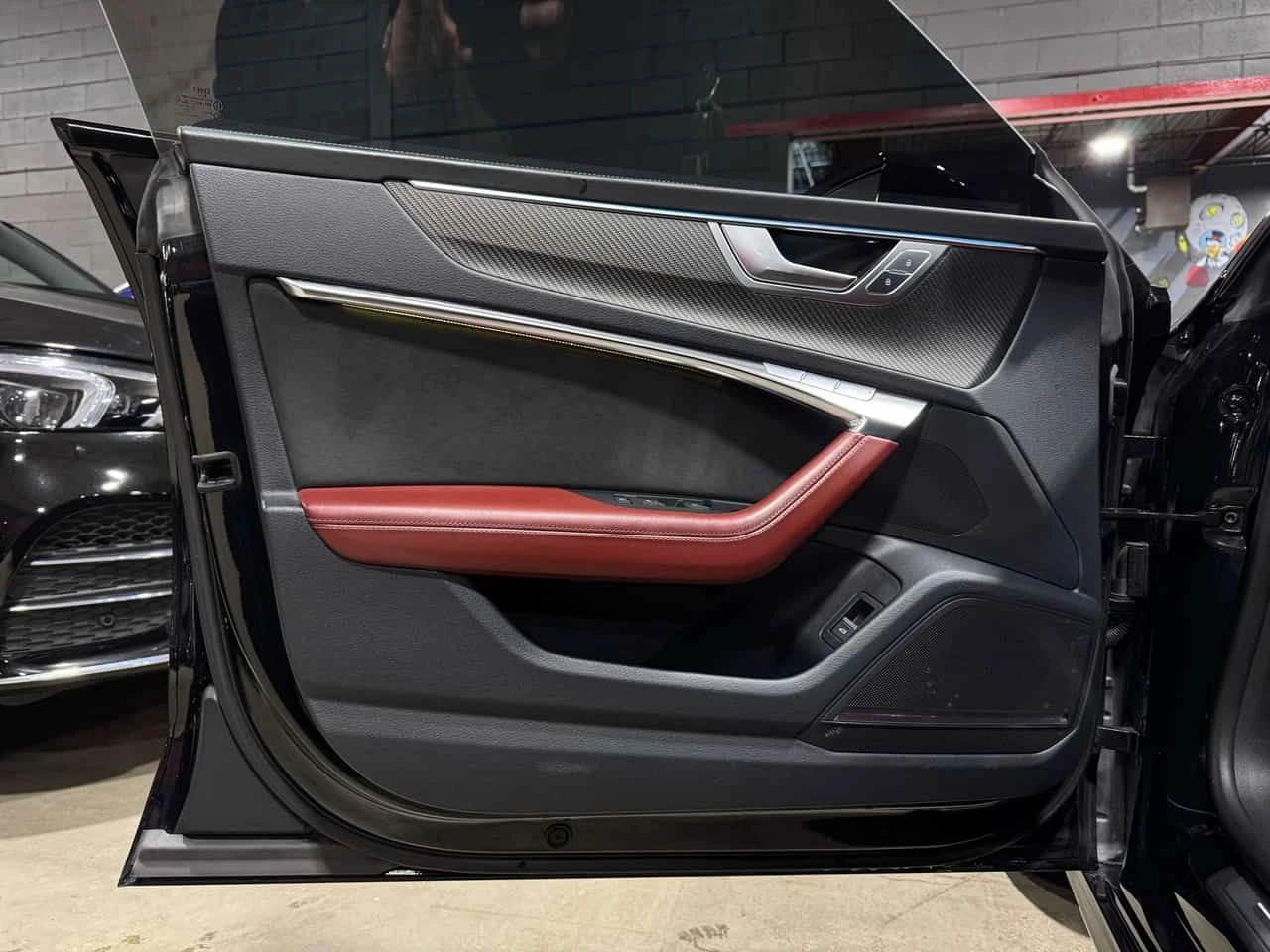 Audi S7 BLACK OPTIC CARFAX, снимка 11 - Автомобили и джипове - 54039555