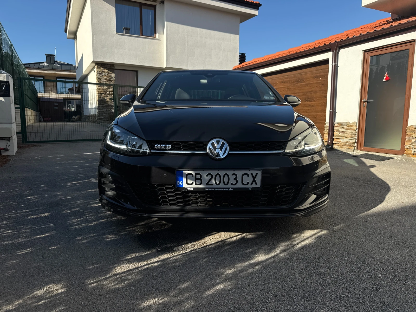 VW Golf GTD, снимка 10 - Автомобили и джипове - 54330357