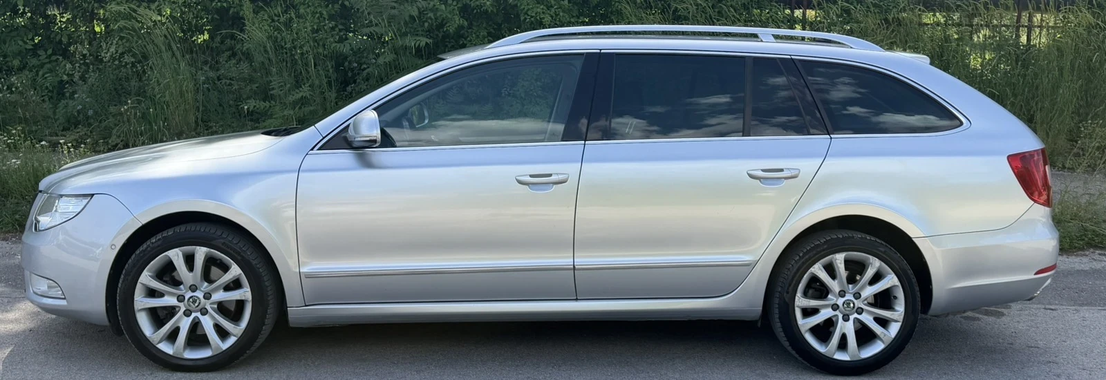 Skoda Superb 2.0 TDI, снимка 2 - Автомобили и джипове - 54671163